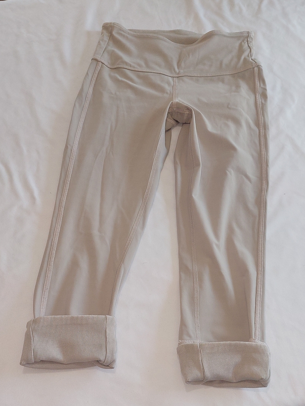 Lululemon Under Wonder Neutral Beige Active Leggings.